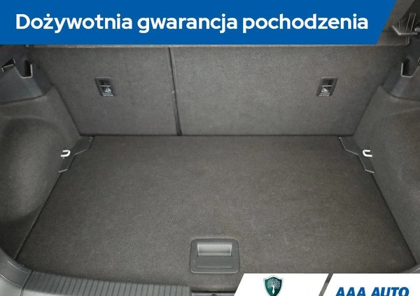 Volkswagen T-Cross cena 75000 przebieg: 47810, rok produkcji 2021 z Legionowo małe 211